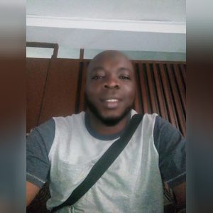 totab, online dating profile photo