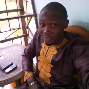 gbenguslala, online dating profile photo