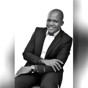 togungba, online dating profile photo
