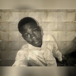 07063958038, online dating profile photo