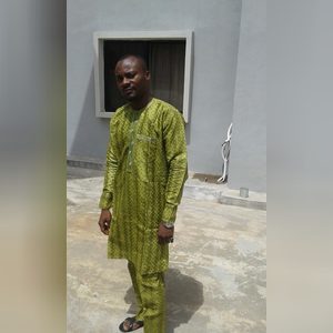 adesty, online dating profile photo