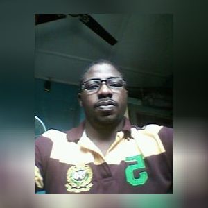 yomioga, online dating profile photo