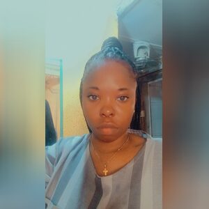 j.i.i.e., online dating profile photo