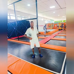 victory5, online dating profile photo