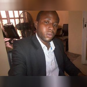 adeprince923, online dating profile photo