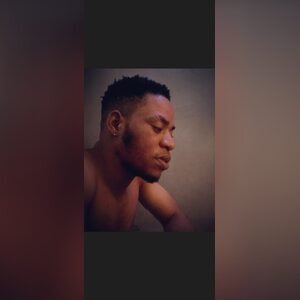 godwon, online dating profile photo