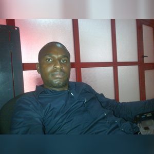 demoh, online dating profile photo