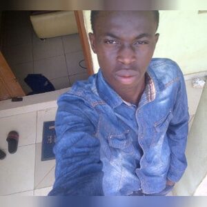 akinola912, online dating profile photo