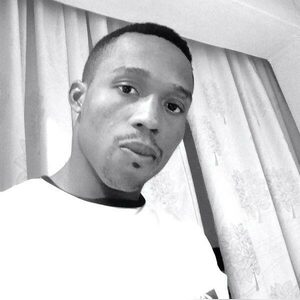 saintobi, online dating profile photo