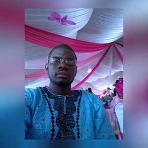 wadeniyi, online dating profile photo