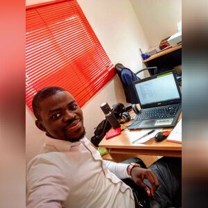 qayblaq, online dating profile photo