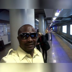 oluayeboy, online dating profile photo
