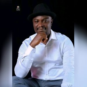 griggs, online dating profile photo