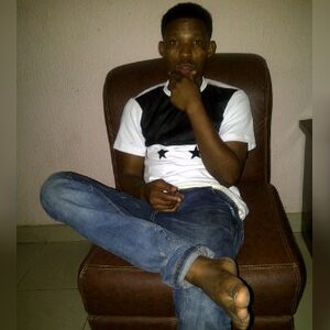 omoola00, online dating profile photo