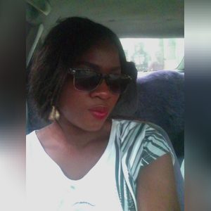 mandymoore, online dating profile photo