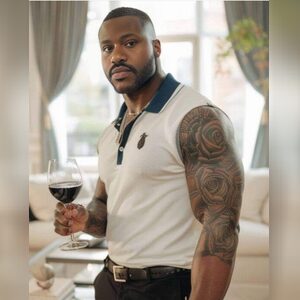 okoyesam, online dating profile photo