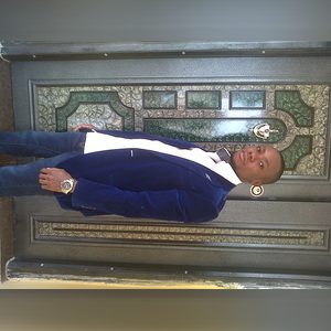 elvisphe, online dating profile photo