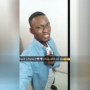 apochi, online dating profile photo