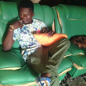 uzooffor, online dating profile photo