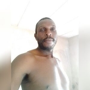 emenco, online dating profile photo