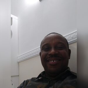 okiza, online dating profile photo