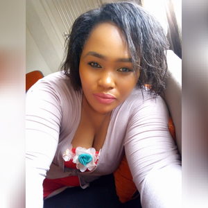 mwendi, online dating profile photo