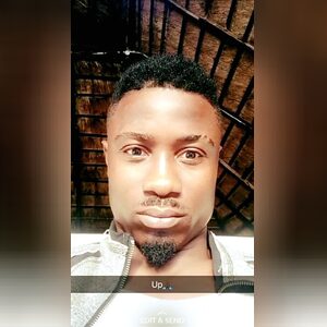 lace_olorunwa, online dating profile photo