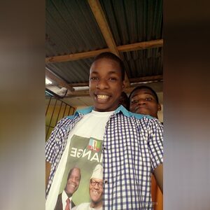 oluwatobigunners, online dating profile photo