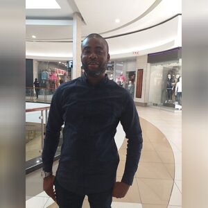 adeonileowo, online dating profile photo