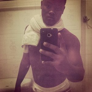 mykel09, online dating profile photo