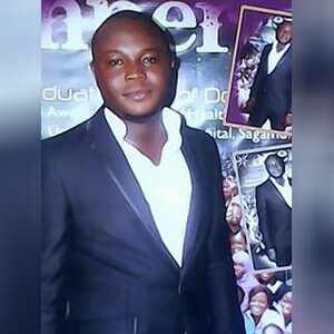 olawale86, online dating profile photo