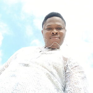 omoeche, online dating profile photo