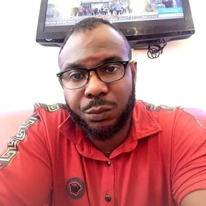 saint24, online dating profile photo