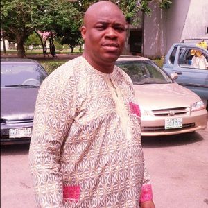 akinzo4sure, online dating profile photo