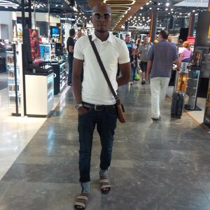 fadaka, online dating profile photo