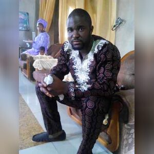 coolayobami12, online dating profile photo