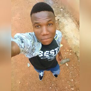 ayomide, online dating profile photo