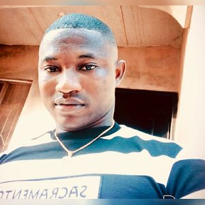 iyanu44, online dating profile photo