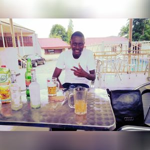 harrygbede, online dating profile photo