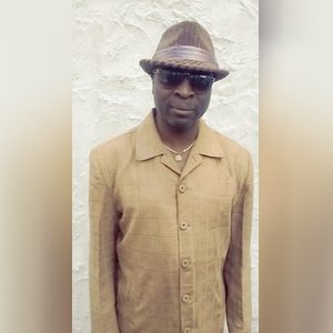 charlieb, online dating profile photo