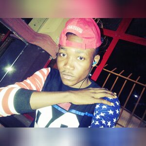 hermmii007, online dating profile photo