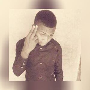 adekolade, online dating profile photo