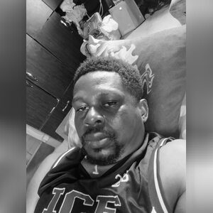 joeleon, online dating profile photo