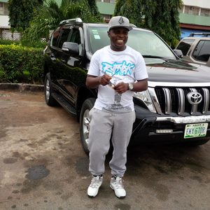 fola90, online dating profile photo