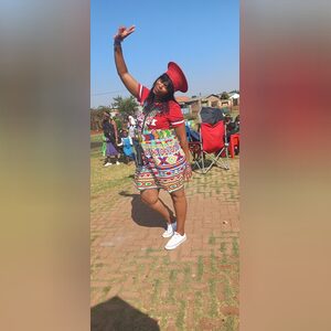 lindiwe86, online dating profile photo