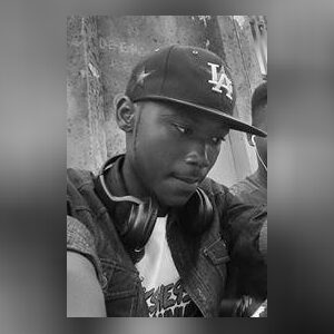 omotayoololade, online dating profile photo