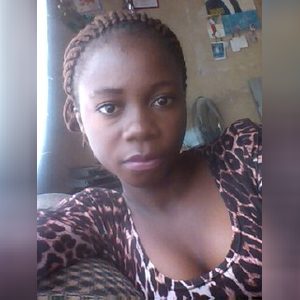 dezzybabe102, online dating profile photo