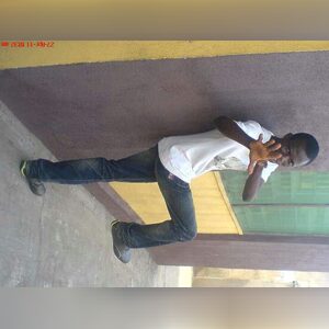 omologo, online dating profile photo