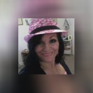 joancameron194, online dating profile photo