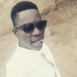 folaponmile, online dating profile photo